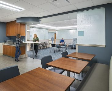 Beaumont Troy Sixth Floor CICU Build-Out waiting area